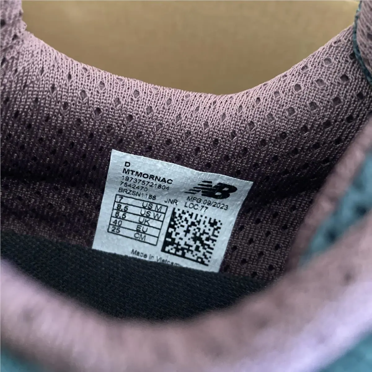 New Balance shoes - New Balance Fresh Foam More Trail v3 - MTMORNAC - Brown 4