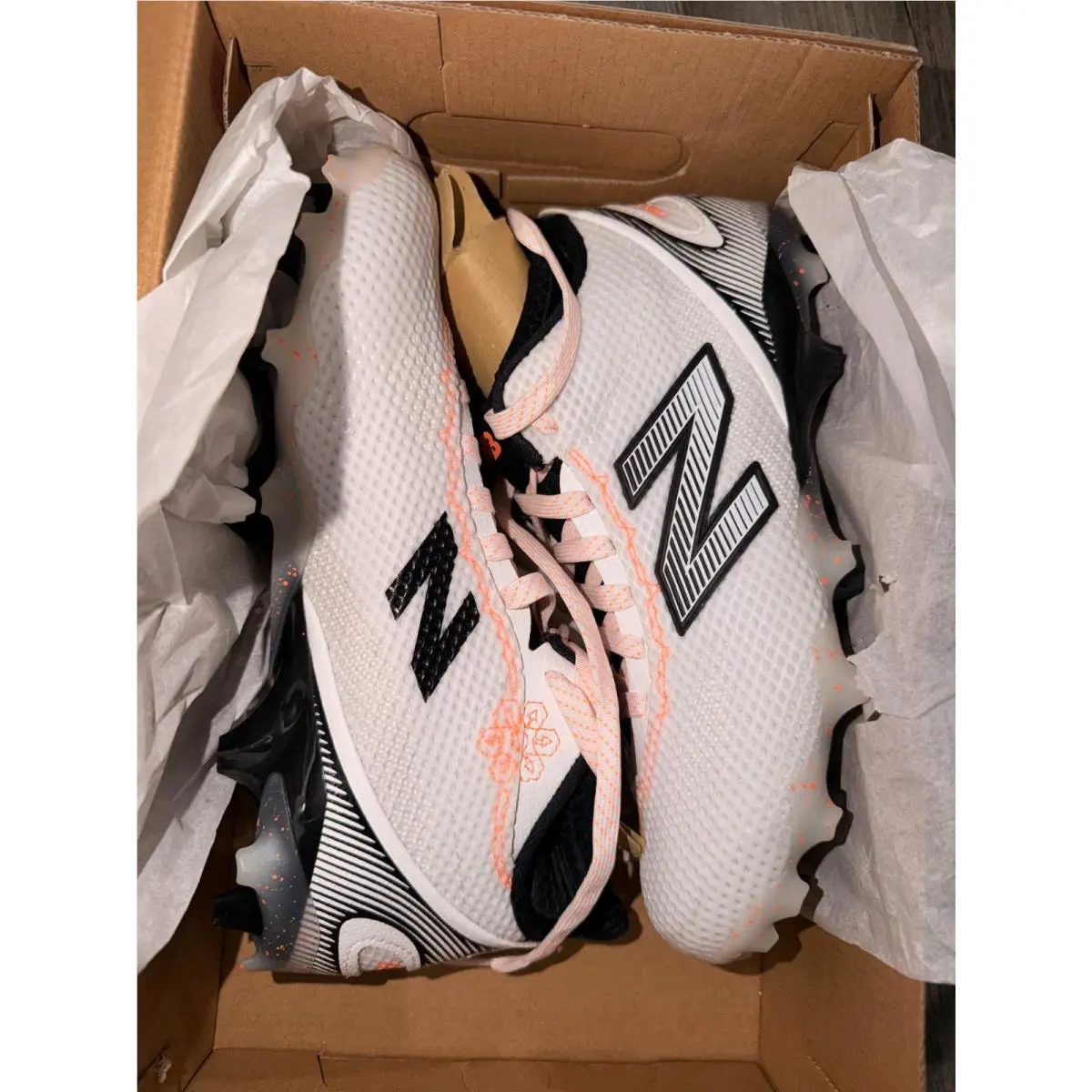 New Balance shoes - New Balance - FREEZPF5 - White/Black/Hot Mango 0