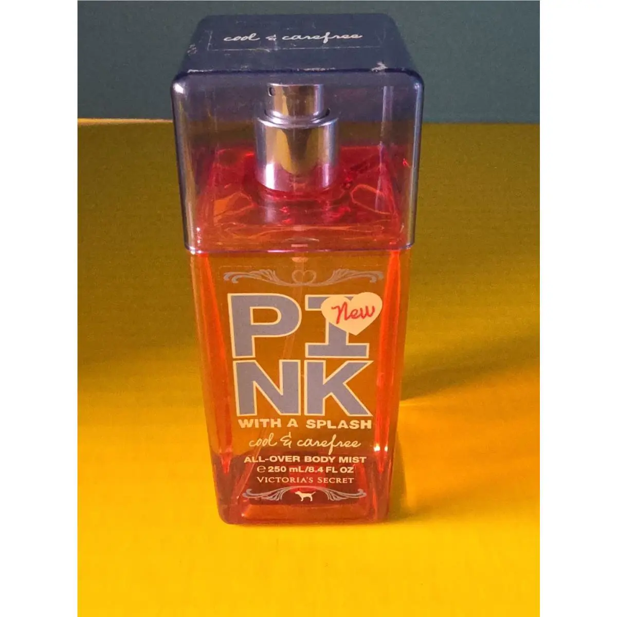 Victoria’s Secret Pink with A Splash Cool and Carefree Body Mist 8.4 Oz