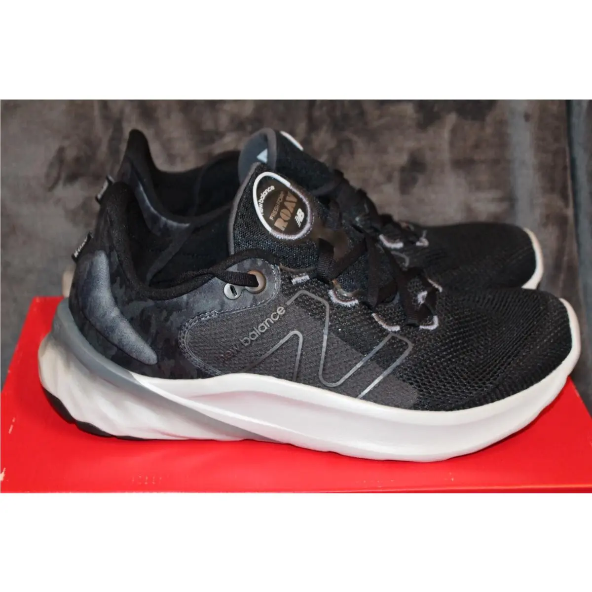 New Balance shoes - Black and Grey 2