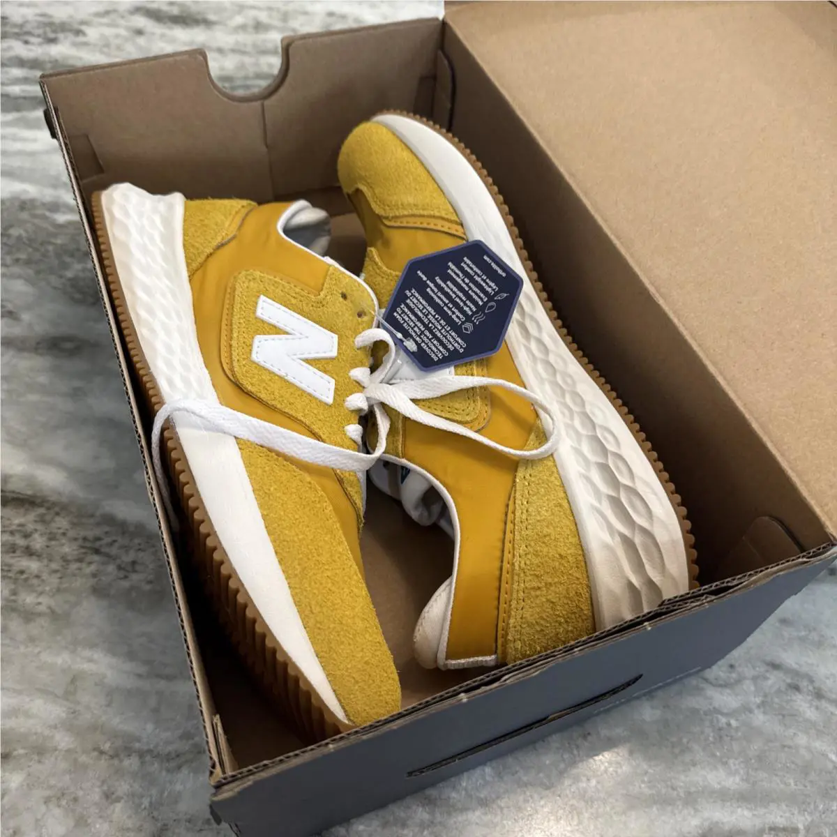 New Balance shoes - New Balance Fresh Foam X70 - Yellow 8