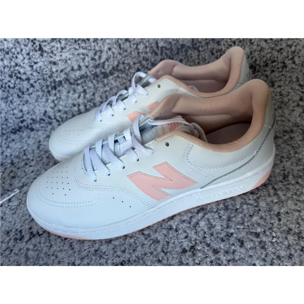 New Balance Women`s BBW80 Sneaker Lifestyle Fashion Size 11B Pink/ White