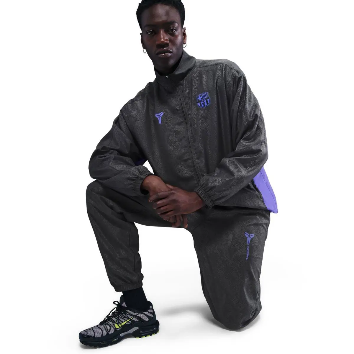 Nike clothing - Nike Kobe x F.C. Barcelona Away Soccer Track Pants - HM4228-010 - Black (UPC: 198480455189) 6