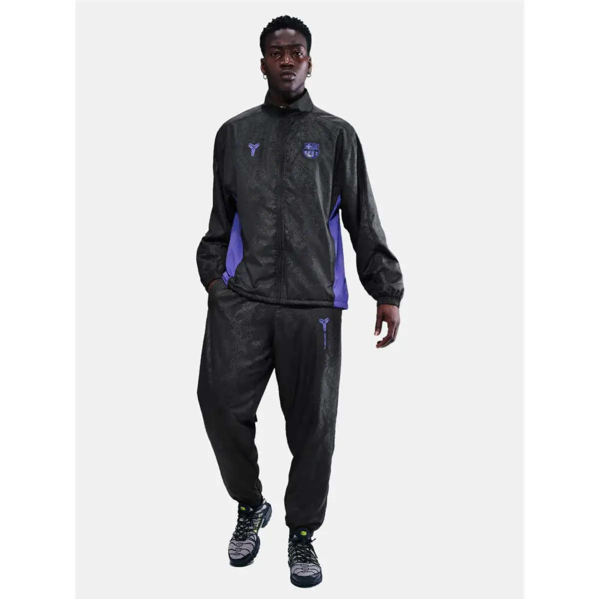 Nike clothing - Nike Kobe x F.C. Barcelona Away Soccer Track Pants - HM4228-010 - Black (UPC: 198480455189) 1