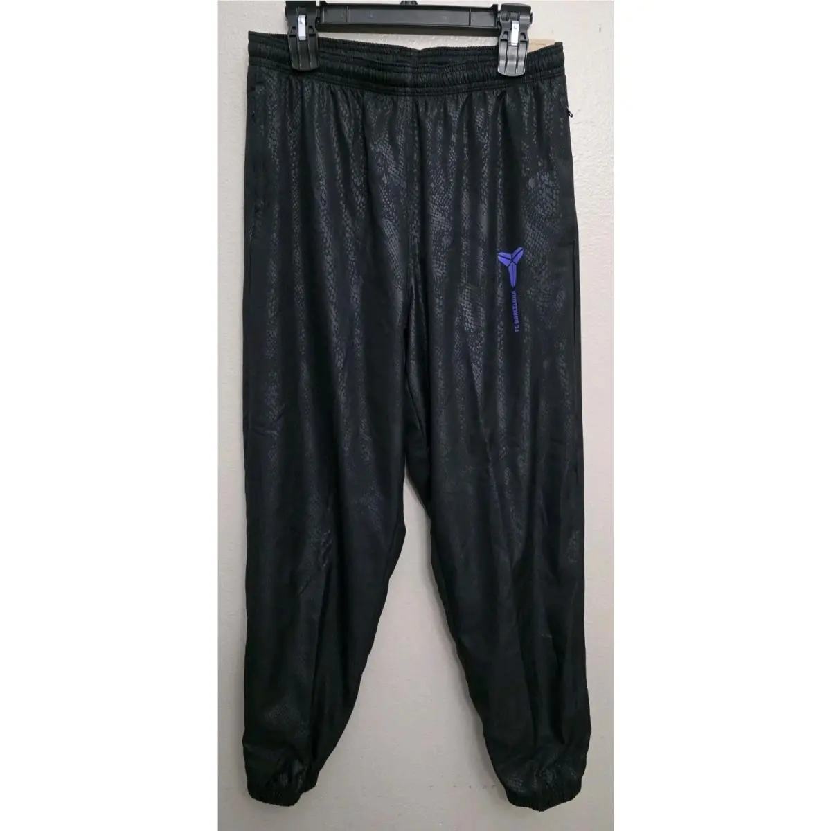 Kobe x F.c. Barcelona Away Soccer Track Pants Mens Size Large HM4228 010 by Nike