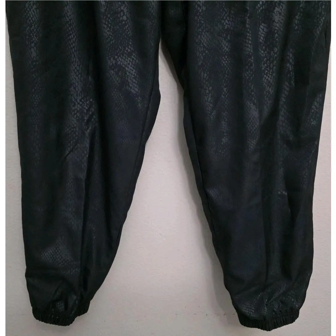 Nike clothing - Nike Kobe x F.C. Barcelona Away Soccer Track Pants - HM4228-010 - Black (UPC: 198480455189) 2