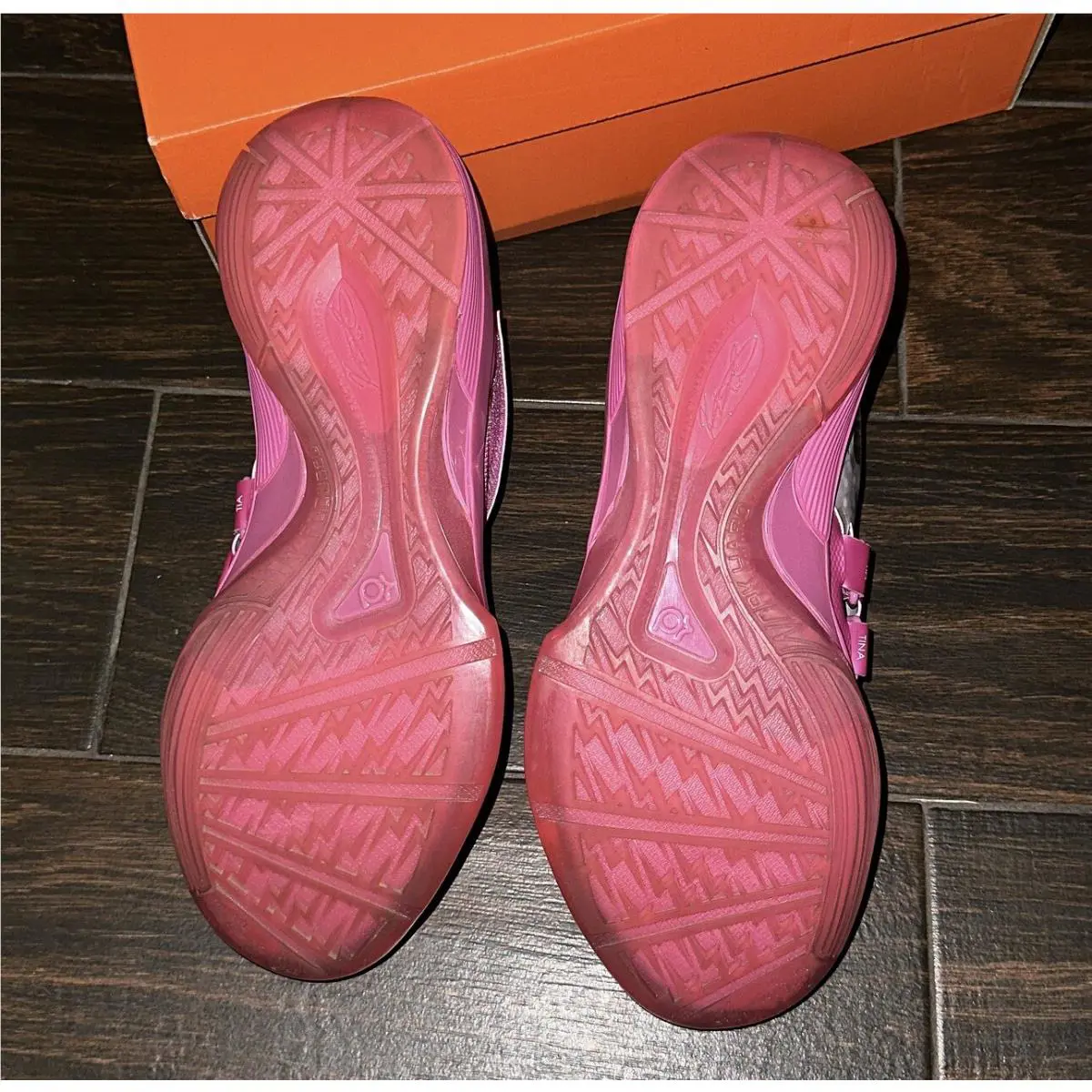 Nike shoes - Nike KD 4 - Pink 3