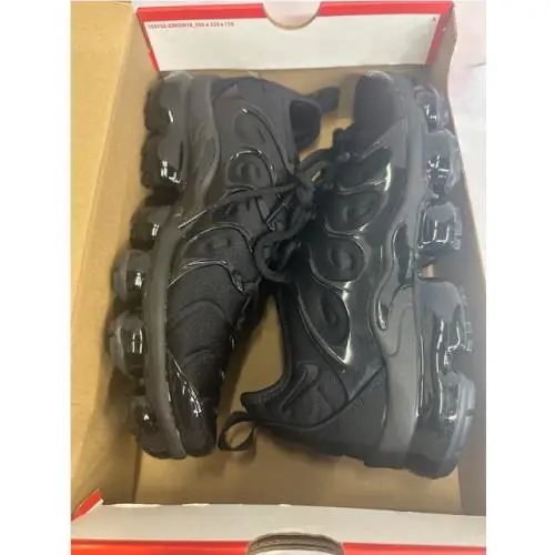 Nike shoes - Nike Air Vapormax Plus - Air Vapormax Plus - Black 4