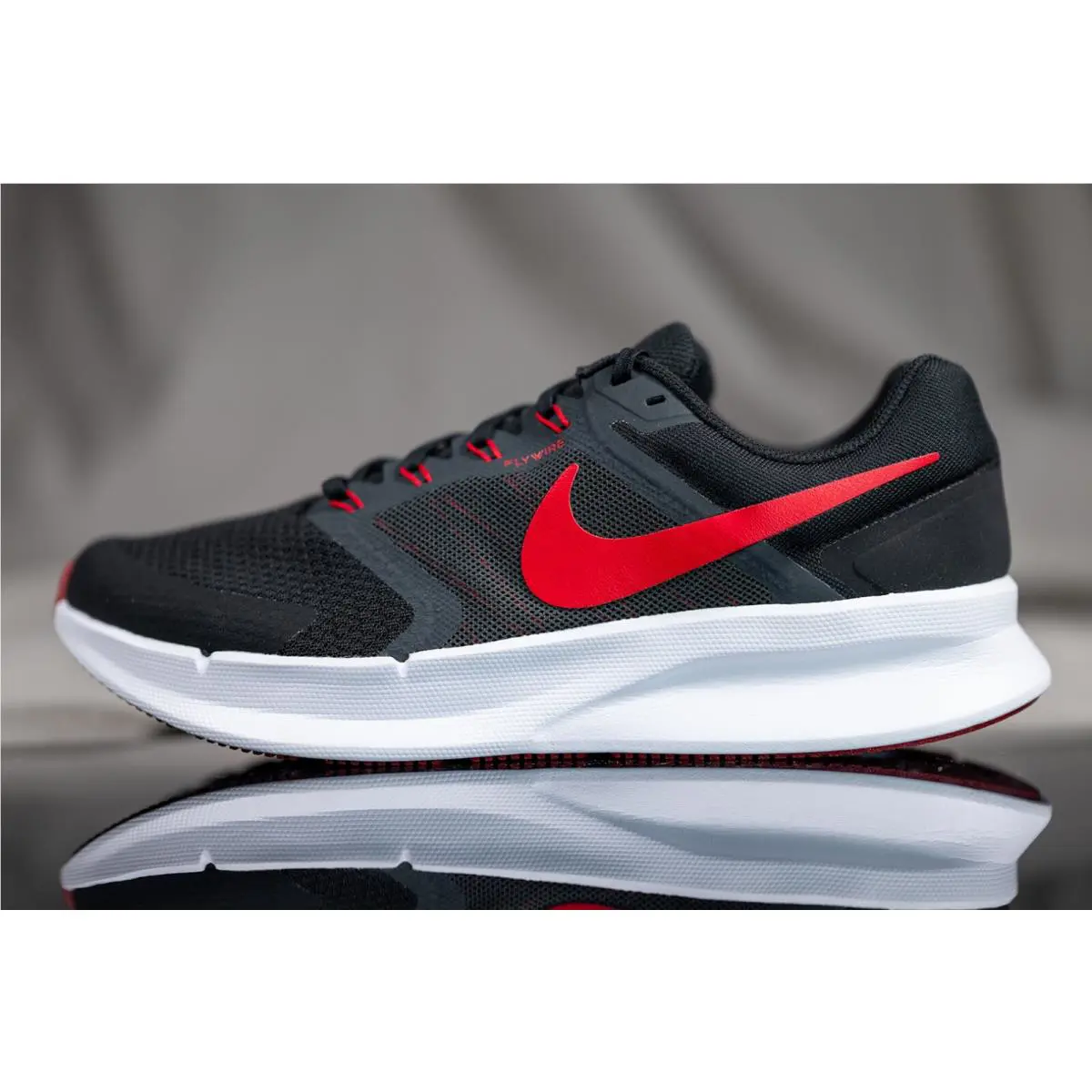 Nike shoes - Nike Run Swift - Run Swift - DR2695 - BLACK/ UNIVERSITY RED/ WHITE (UPC: 196153290334) 1