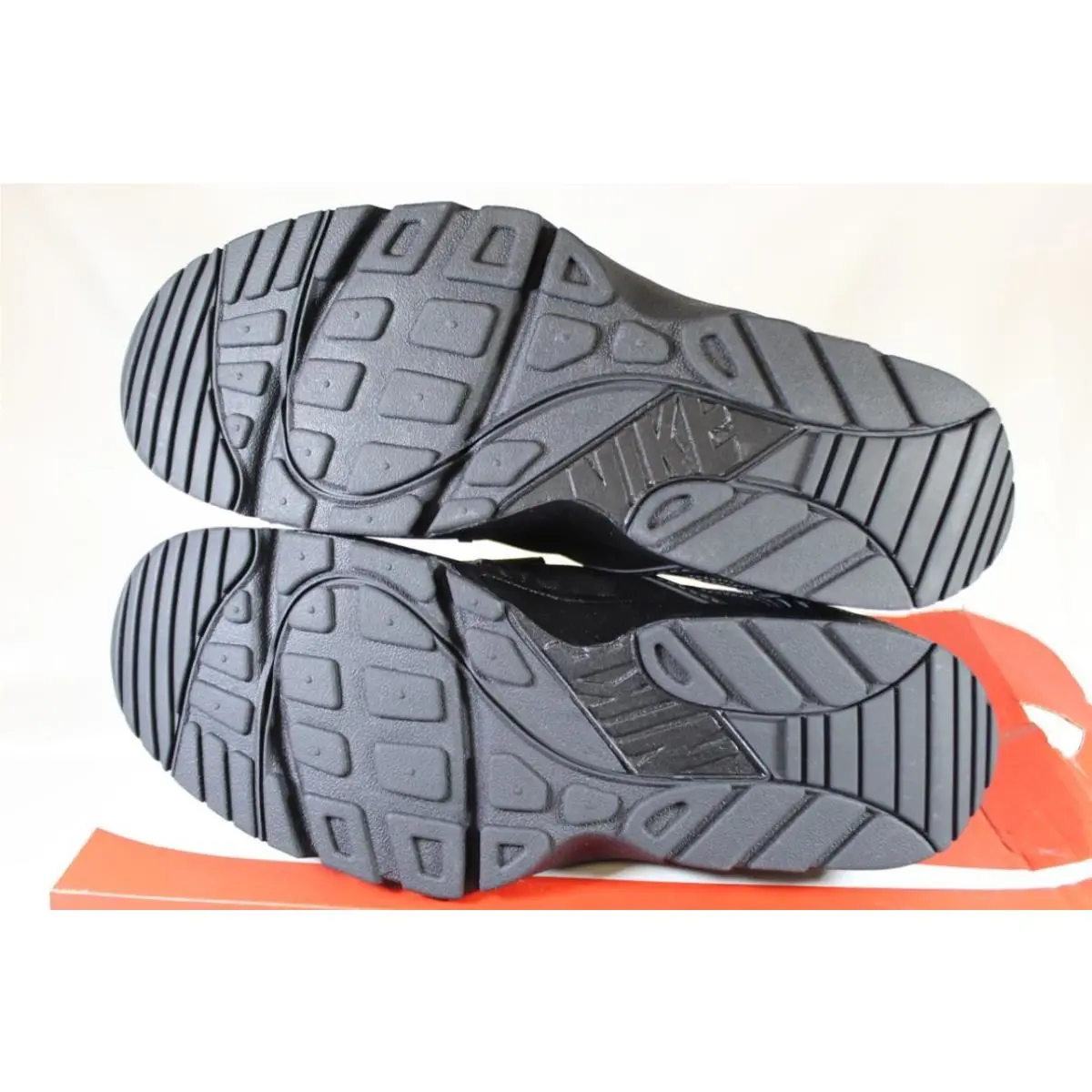 Nike shoes - Black 4