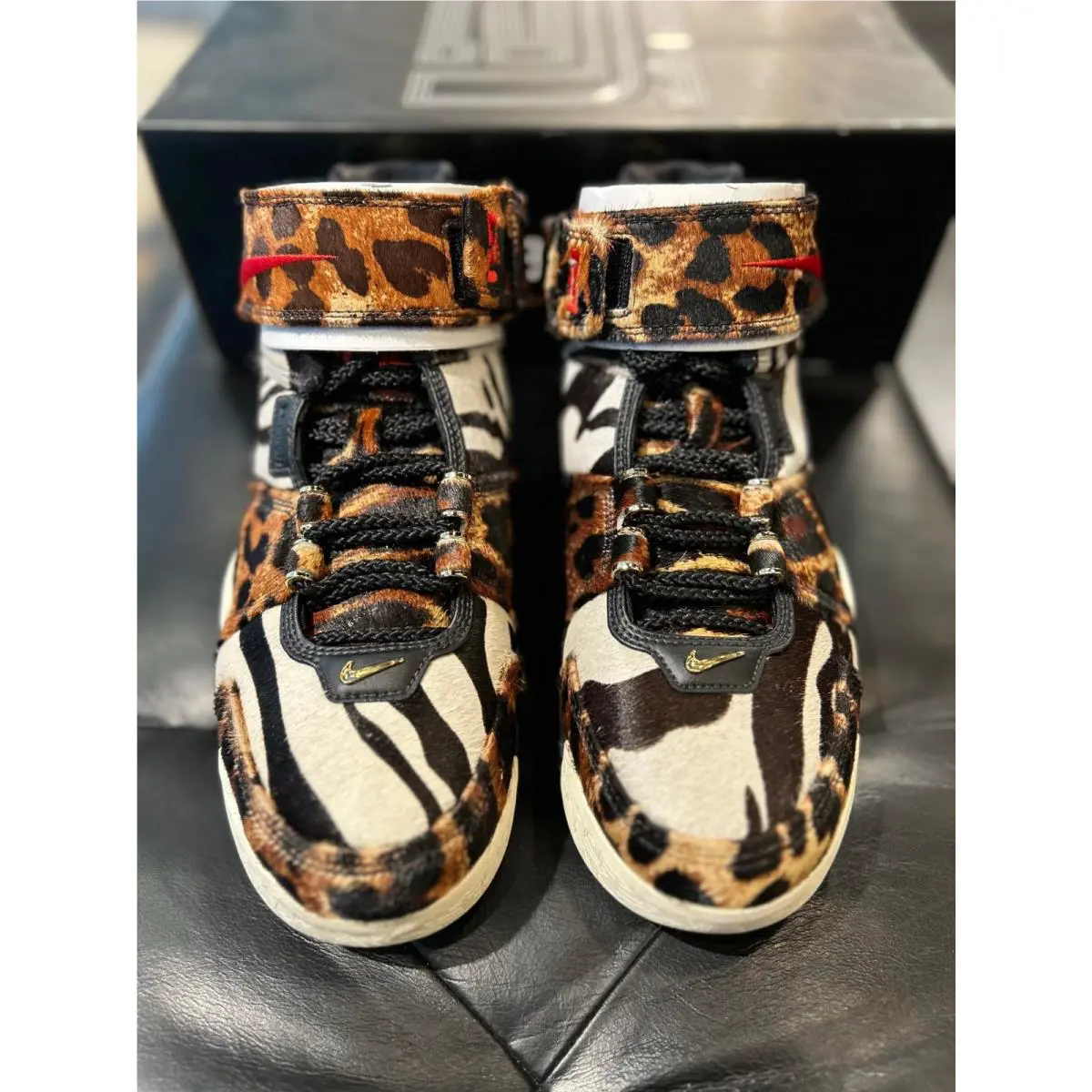Nike shoes - Nike LeBron 2 - LeBron - White 0
