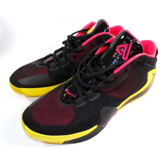Nike shoes 0