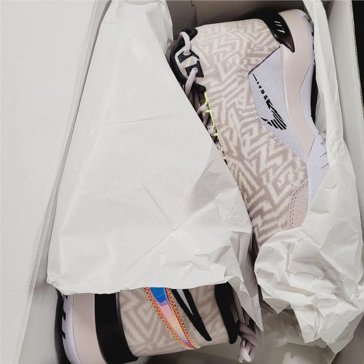Nike shoes - Nike LeBron NXXT - LeBron NXXT - HF0712-005 - Beige (UPC: 197861344548) 0