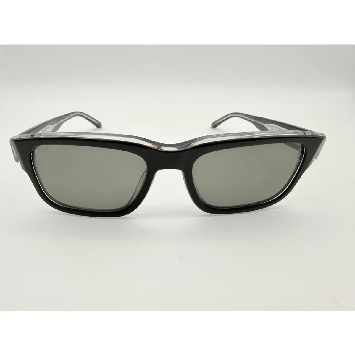 Shipwrecks Polarized Sunglasses Black / Gray 580G Glass by Costa Del Mar