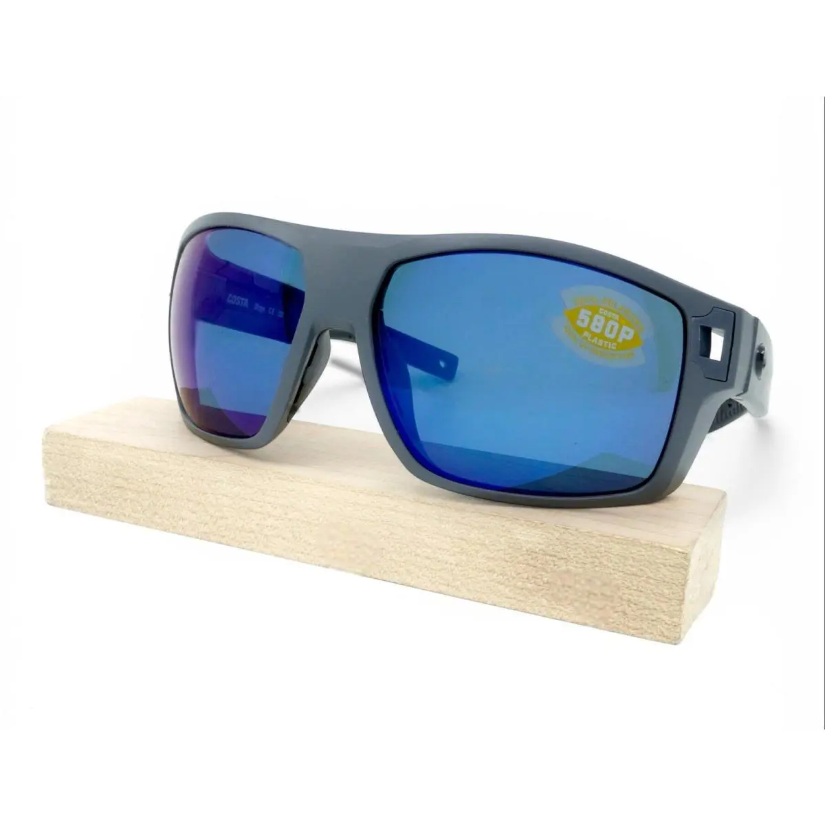 6S9034-17 Unisex Costa Diego Polarized Sunglasses - Frame: Black, Lens: Gray