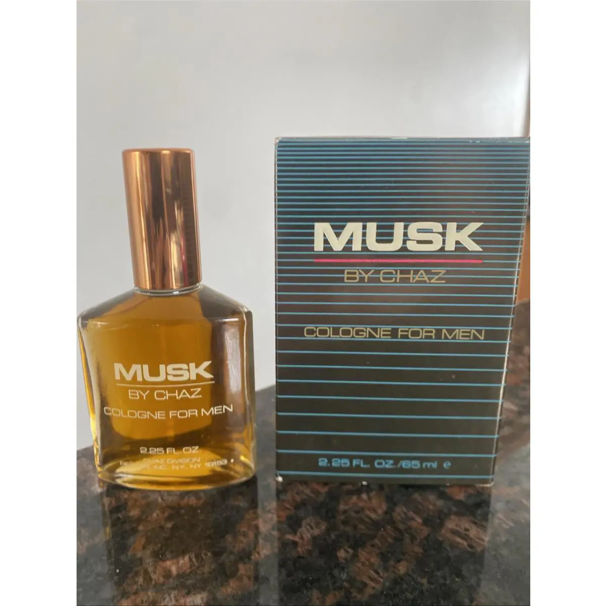 Vintage Musk By Chaz Spray Cologne For Men Bottle 2.25 Fl. Oz. Revlon Box