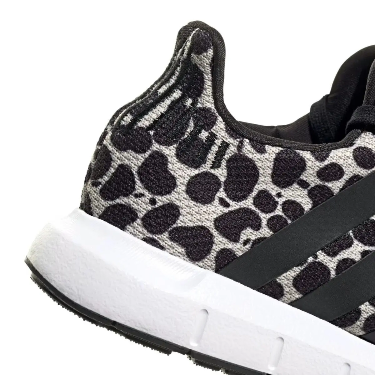 Adidas shoes - adidas Originals - Originals - Black, Manufacturer: Beige / Core Black / Cloud White 6
