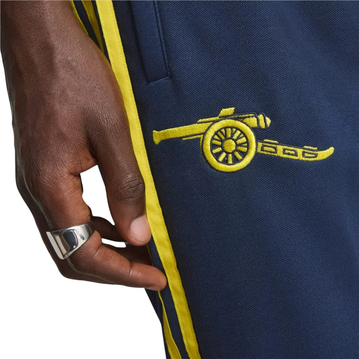Adidas clothing - Night Indigo 8
