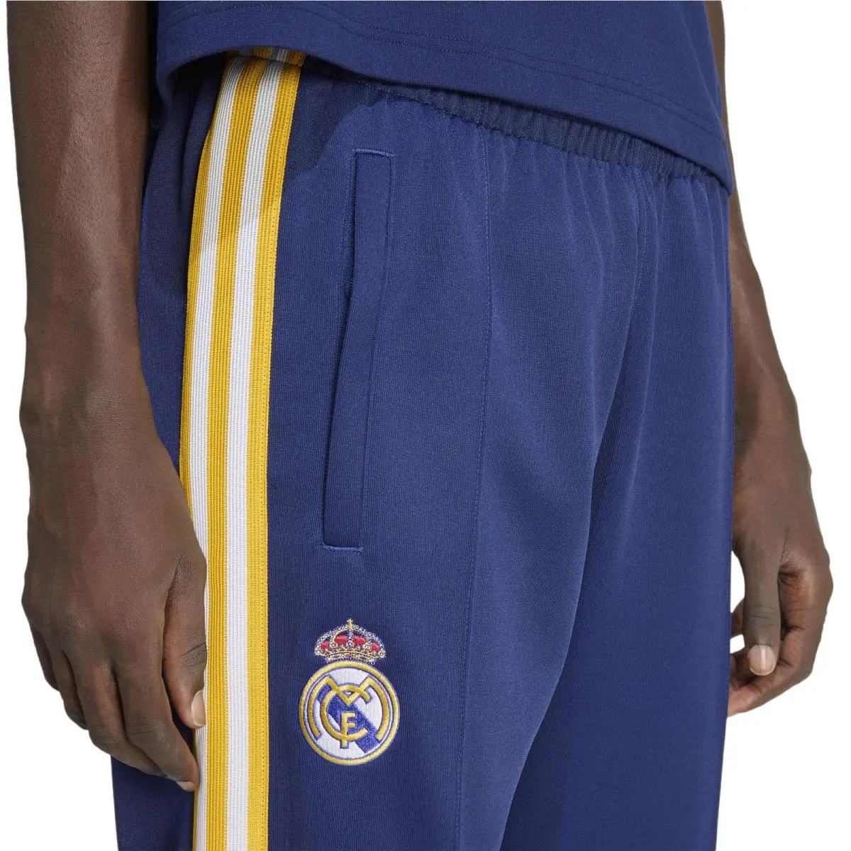 Adidas clothing - Navy 4