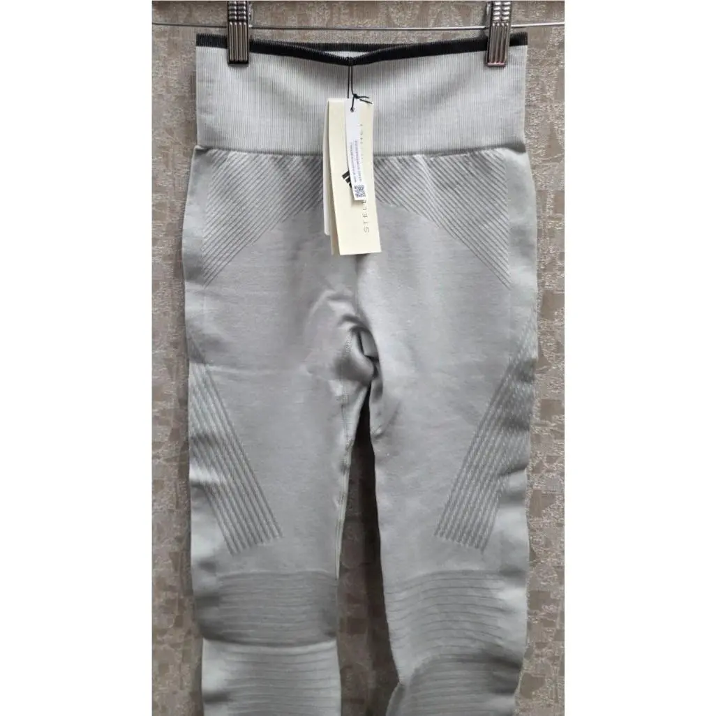 Adidas clothing - HR8891 - HR8891 - MGH Solid Grey/White 0