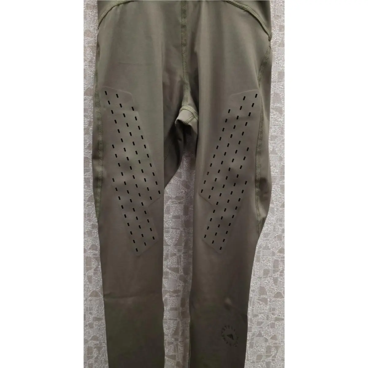 Adidas clothing - GU9479 - GU9479 - Dark Khaki 1