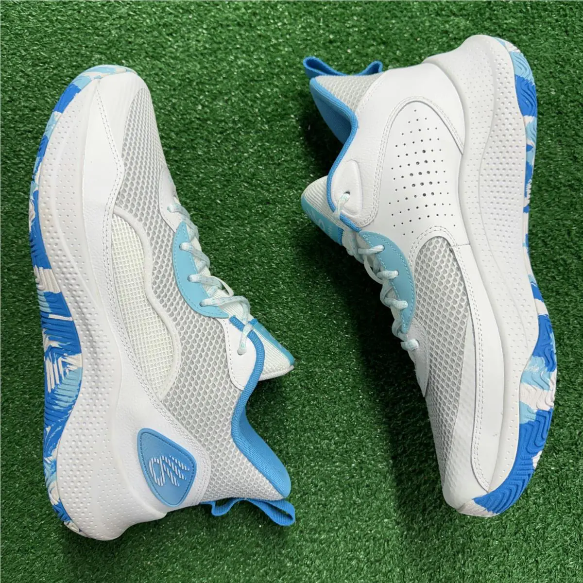 Under Armour shoes - Curry 3Z 24 White Blue - 3027626-014 - Blue 0