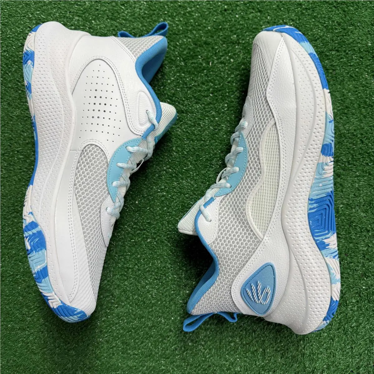 Under Armour shoes - Curry 3Z 24 White Blue - 3027626-014 - Blue 1