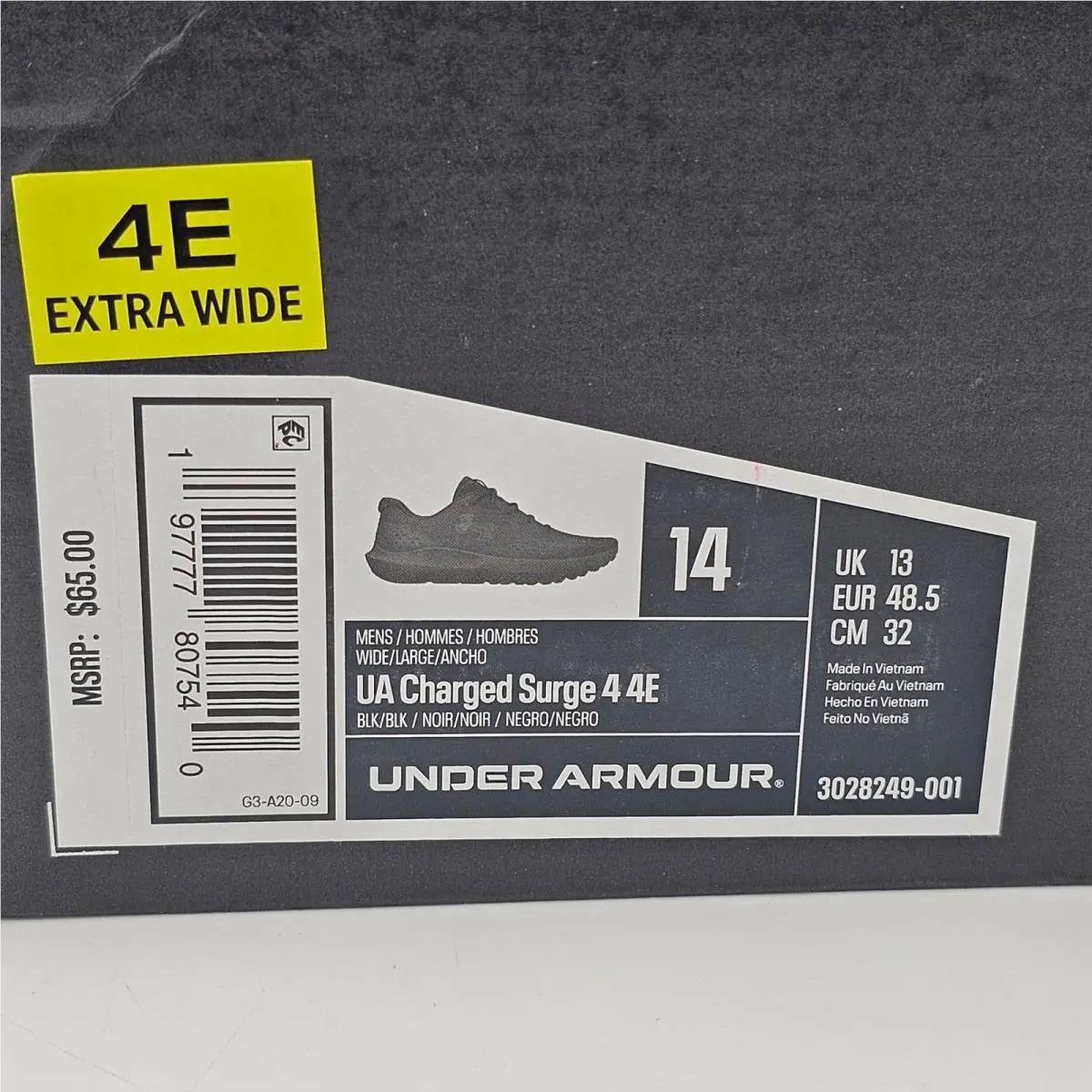 Under Armour shoes - Under Armour Charged Surge - Charged Surge - Black 11
