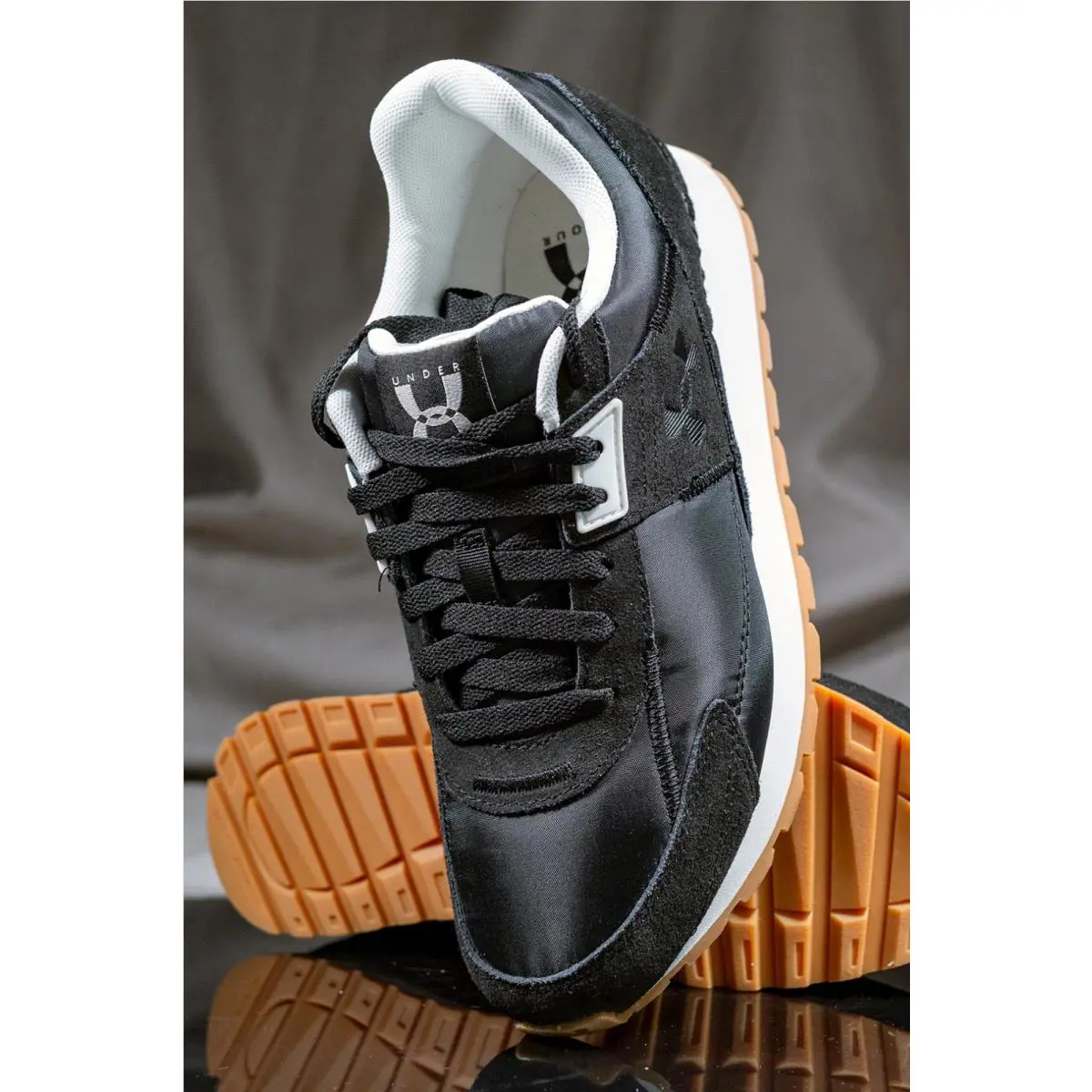 Under Armour shoes - Under Armour Essential Runner - Essential Runner - 3028409 - Black (UPC: 196886443205) 0