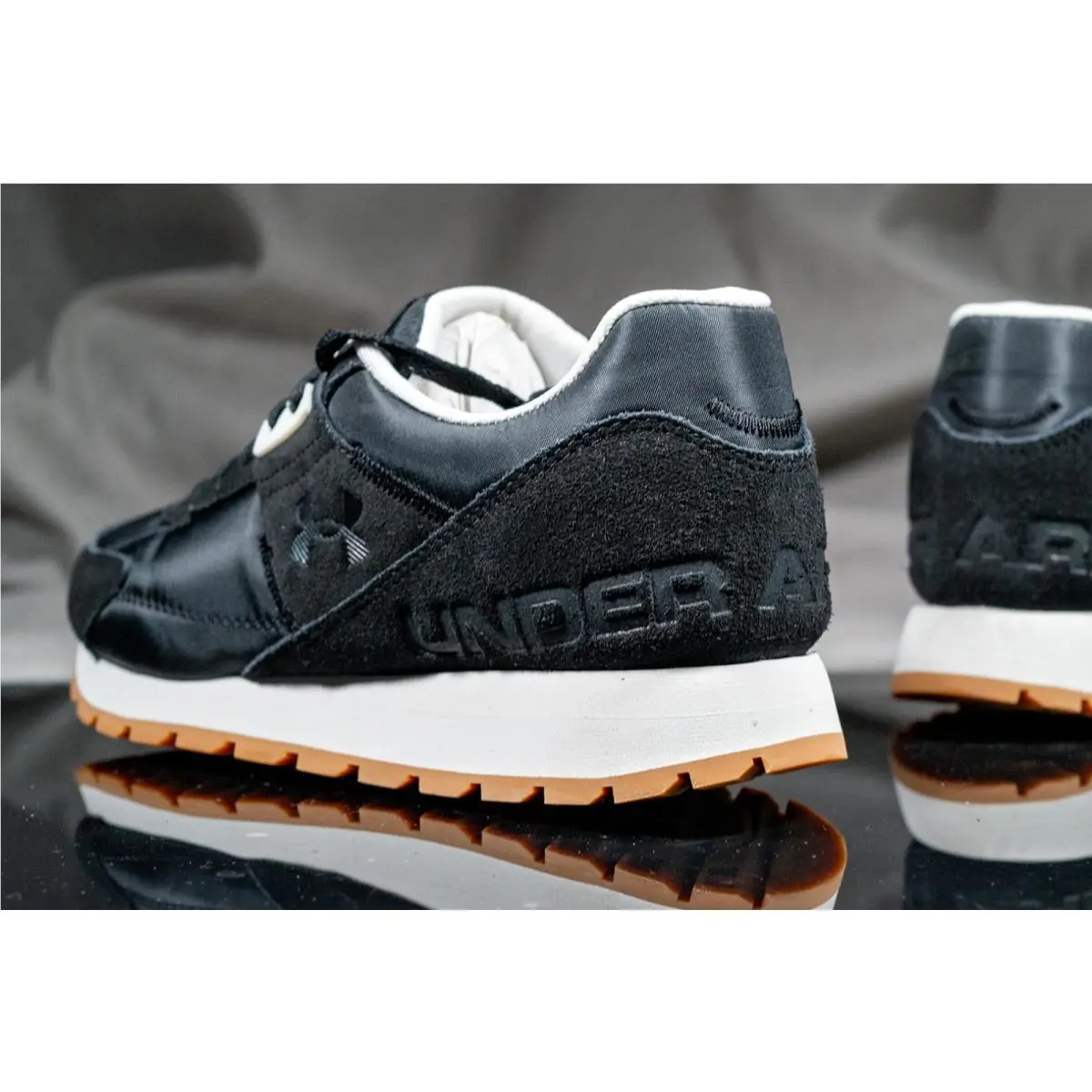 Under Armour shoes - Under Armour Essential Runner - Essential Runner - 3028409 - Black (UPC: 196886443205) 5
