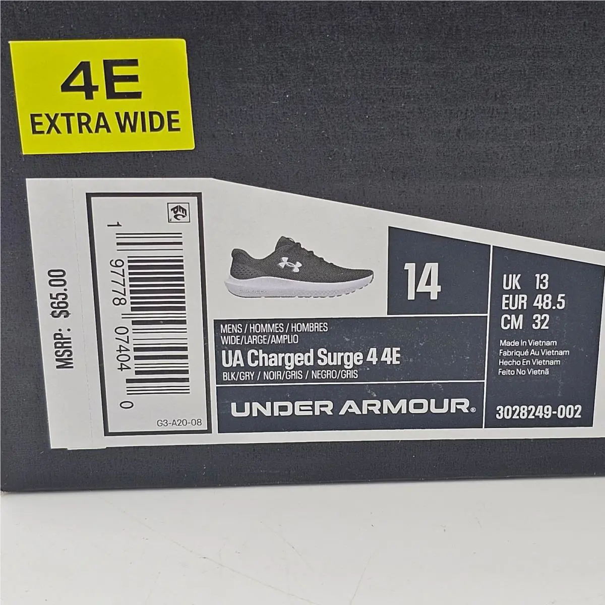 Under Armour shoes - Charged Surge - Charged Surge - Black 11