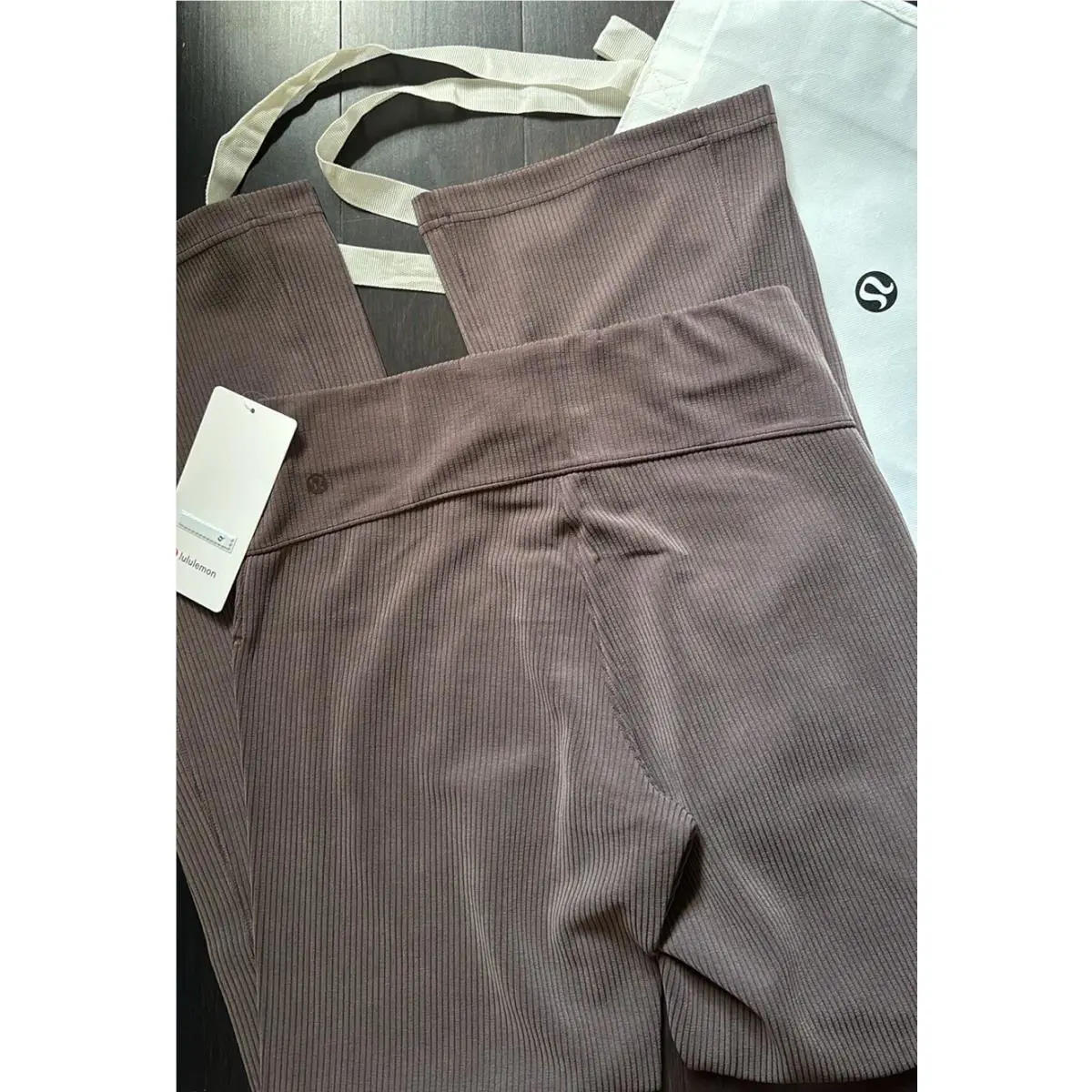 Lululemon clothing - Espresso 1