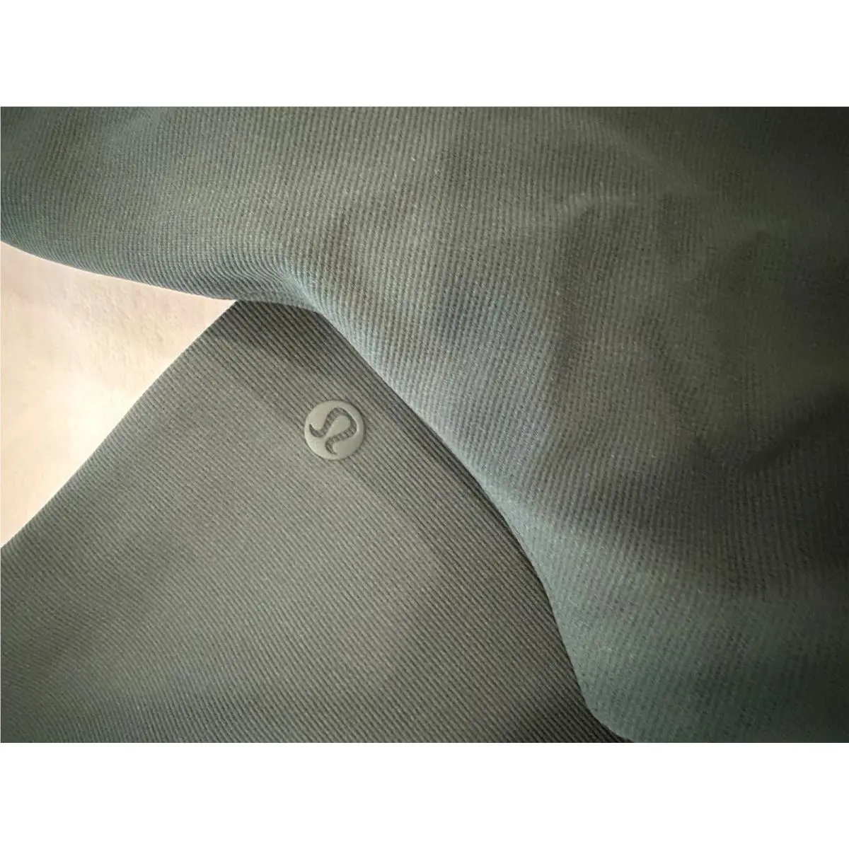 Lululemon clothing - Green 2