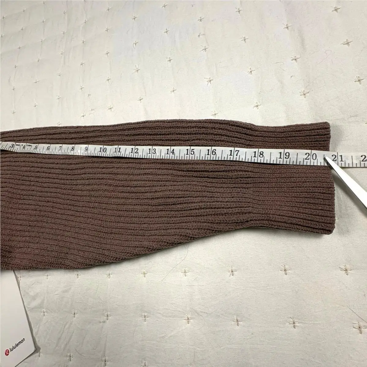 Lululemon clothing - Tan 10