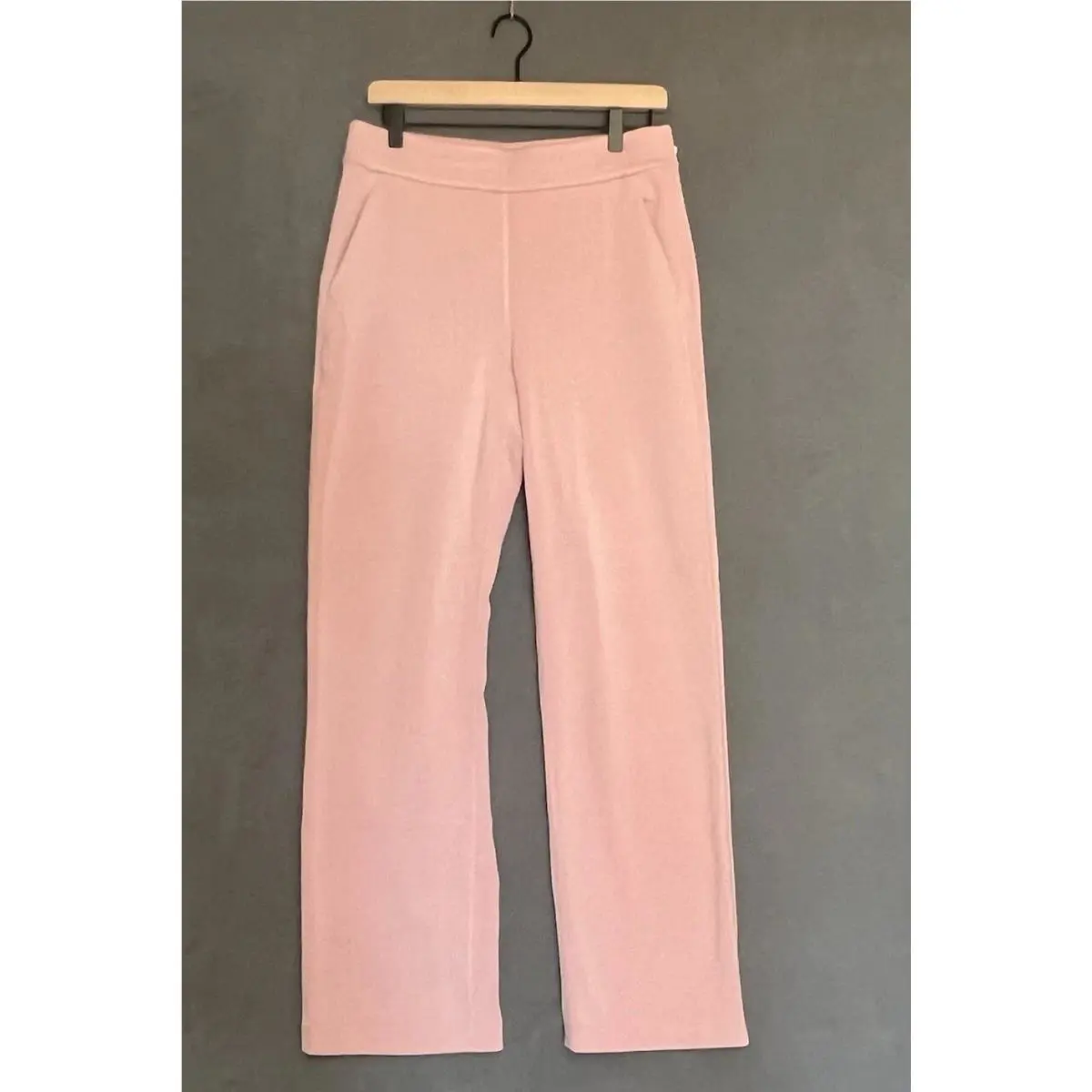 Lululemon clothing - Pink 1