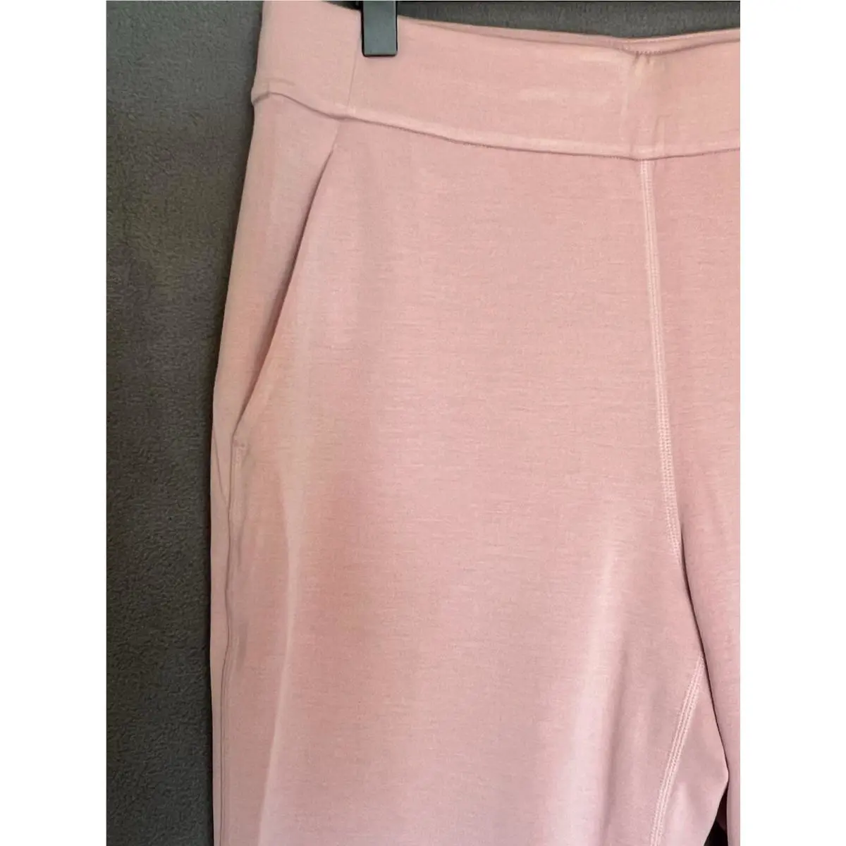 Lululemon clothing - Pink 3