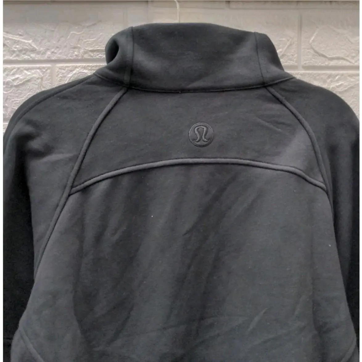 Lululemon clothing - Black 2