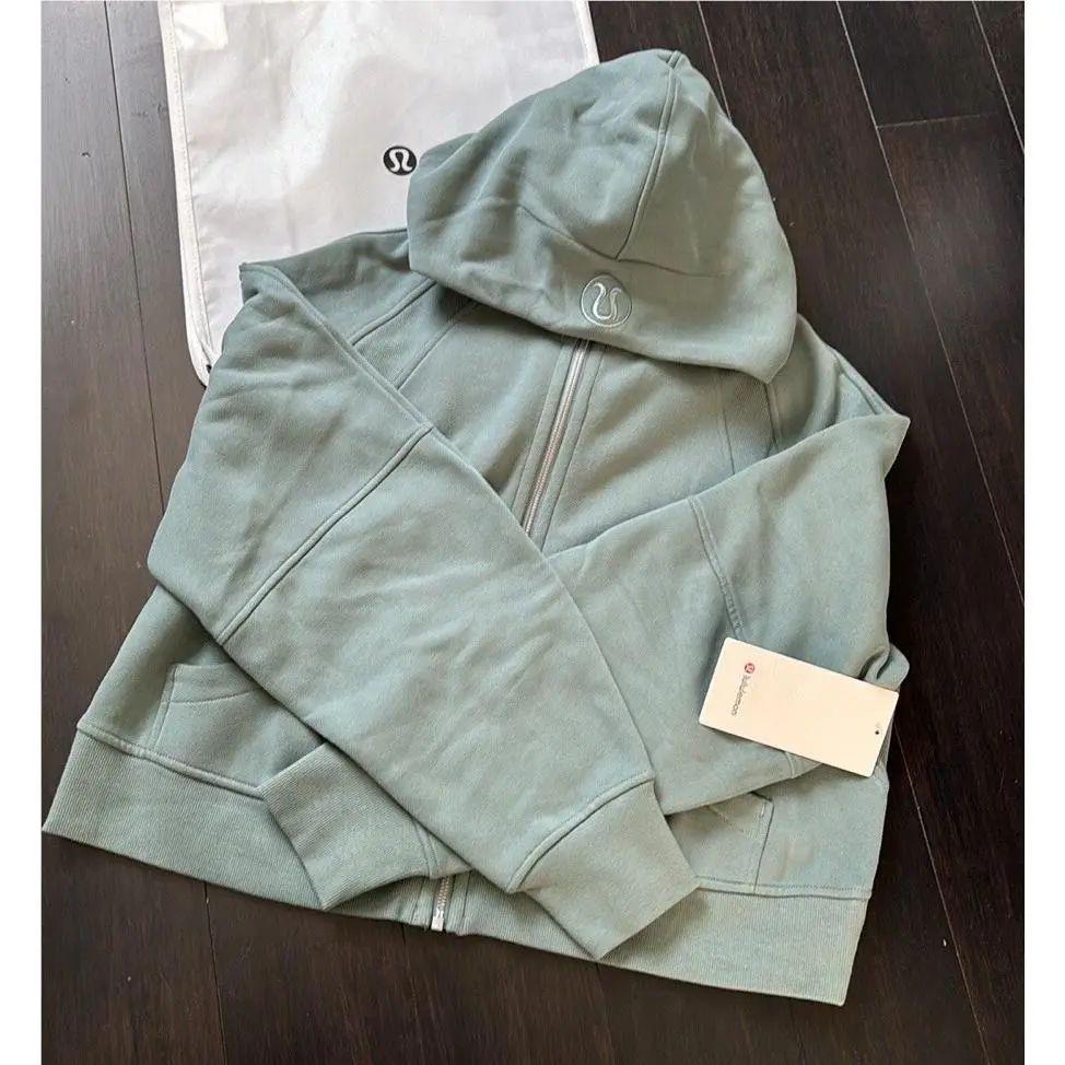 Lululemon clothing - Green 1