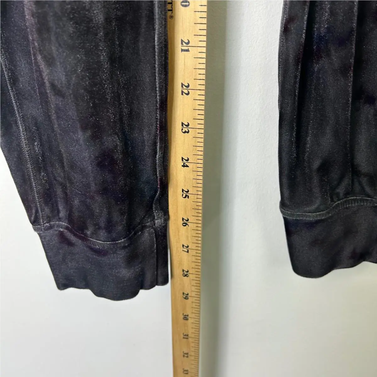 Lululemon clothing - Gray 2