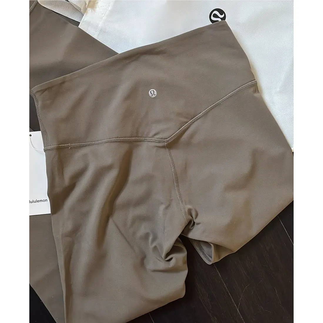 Lululemon clothing - Nomad 3