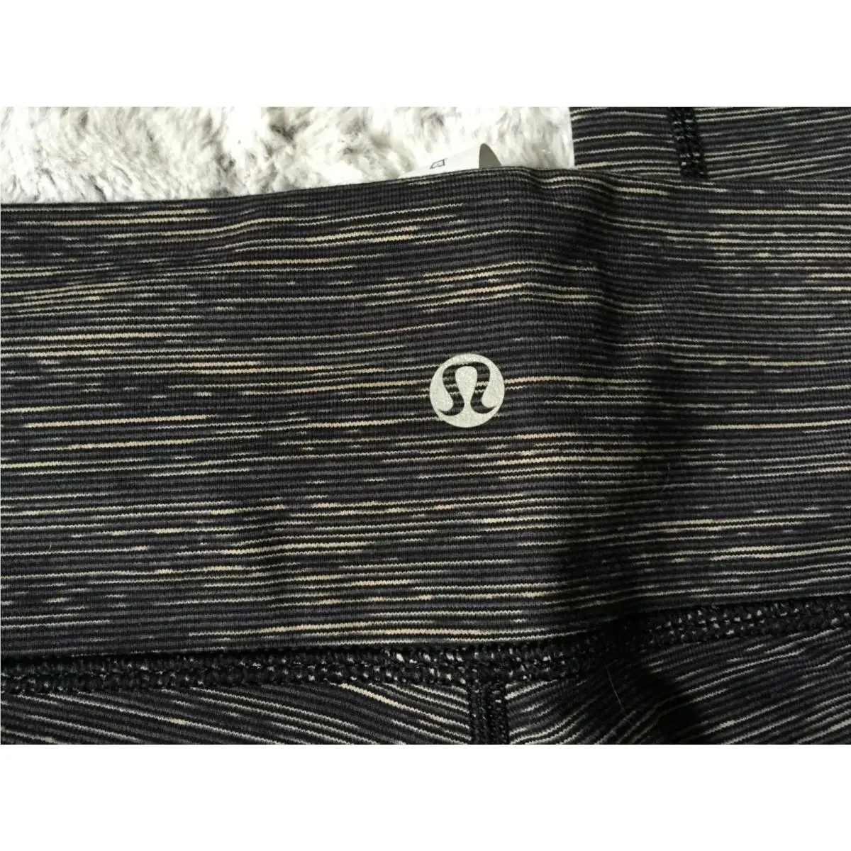 Lululemon clothing - Black 2