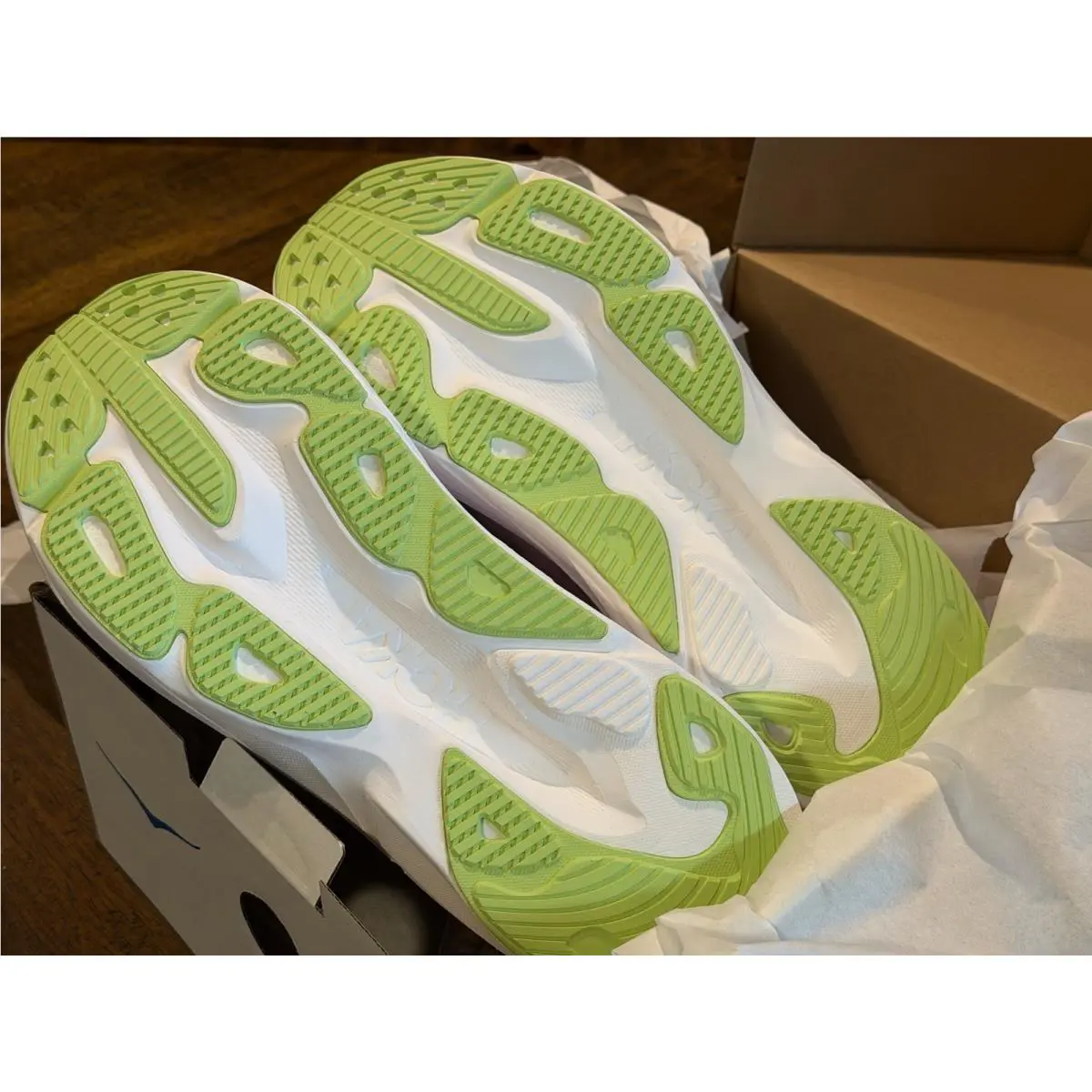 Hoka shoes - Hoka One One Skyflow - One One Skyflow - 1155113-MTW - Pink 6