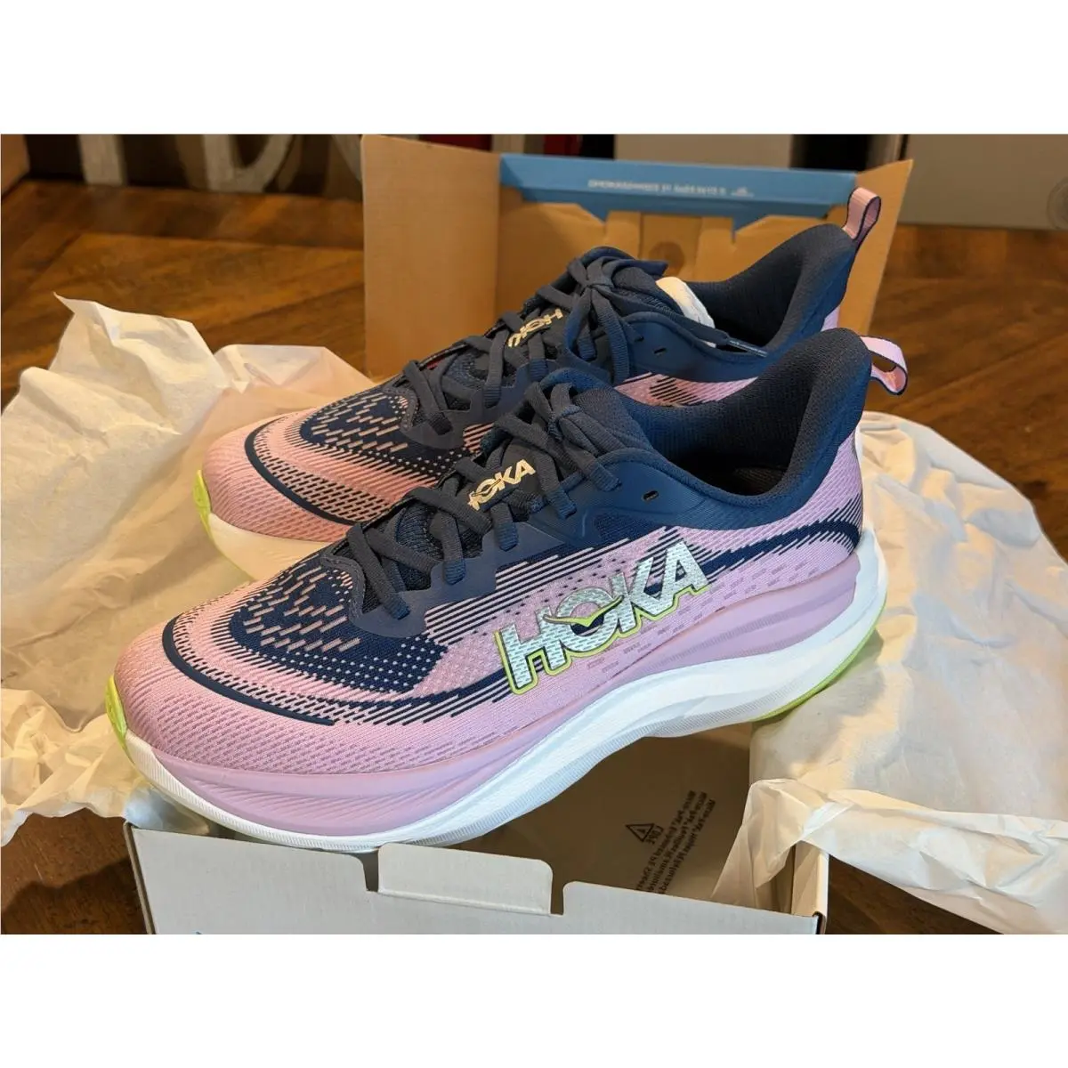 Womens Size 10B - Hoka One One Skyflow Midnight Pink Twilight 1155113-mtw