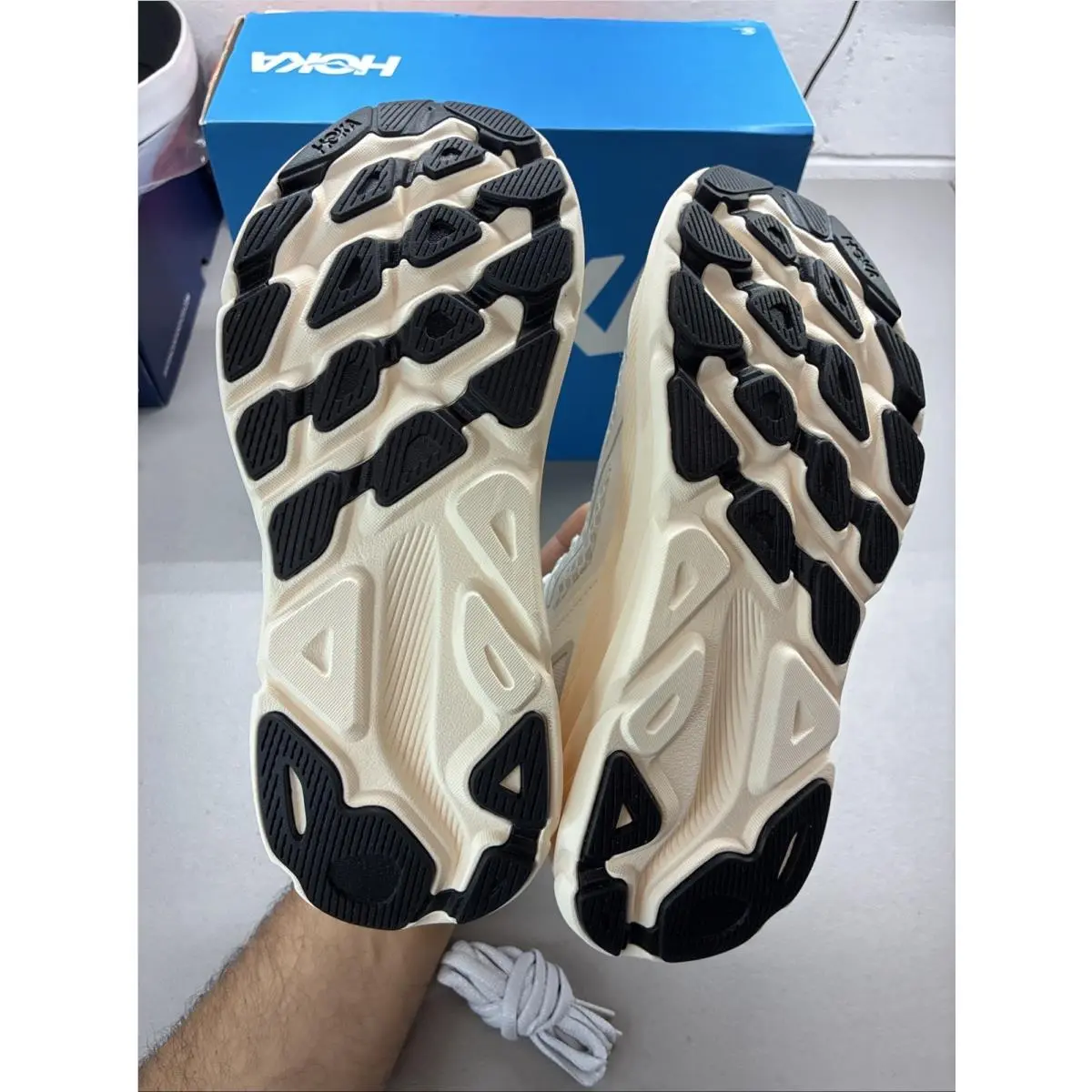 Hoka shoes - Hoka One One HOKA Clifton 9 - 1155370 FCG - White 6