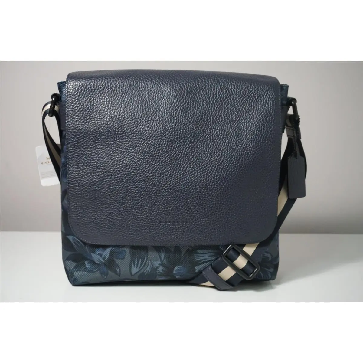 Coach Men`s Charles Blue Floral Hawaiian Print Small Messenger Bag F59301