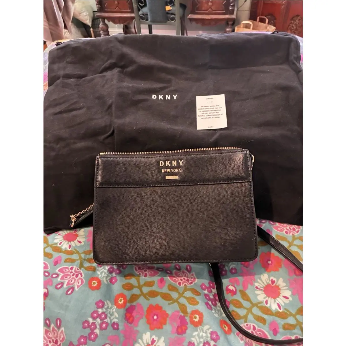 Dkny York Black Leather Handbag 9x6 Inches Gold Chain Leather Strap Nwot