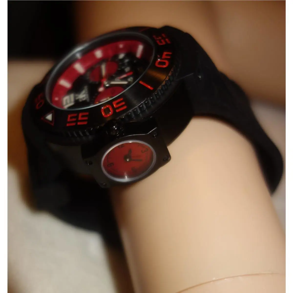 Combat Quartz Chronograph Dual Time Zone AK8005 Men`s Watch by Adee Kaye