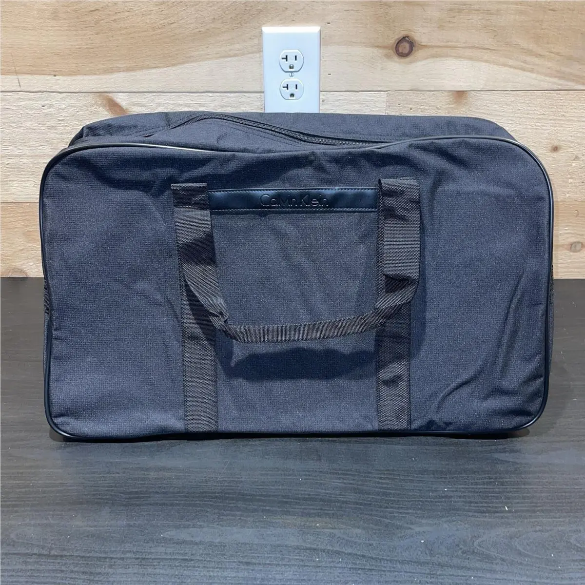 Calvin Klein Large Black Fabric Weekend Travel Sports Duffle Bag Gorgeous
