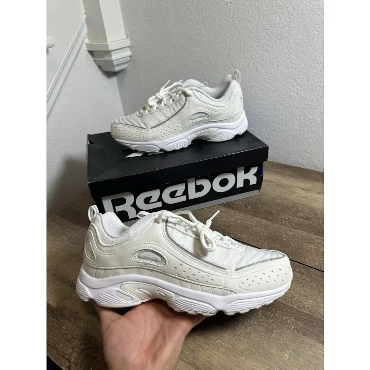 Reebok Daytona Dmx II White Gray Mens Sneakers DV7256 Size 10.5
