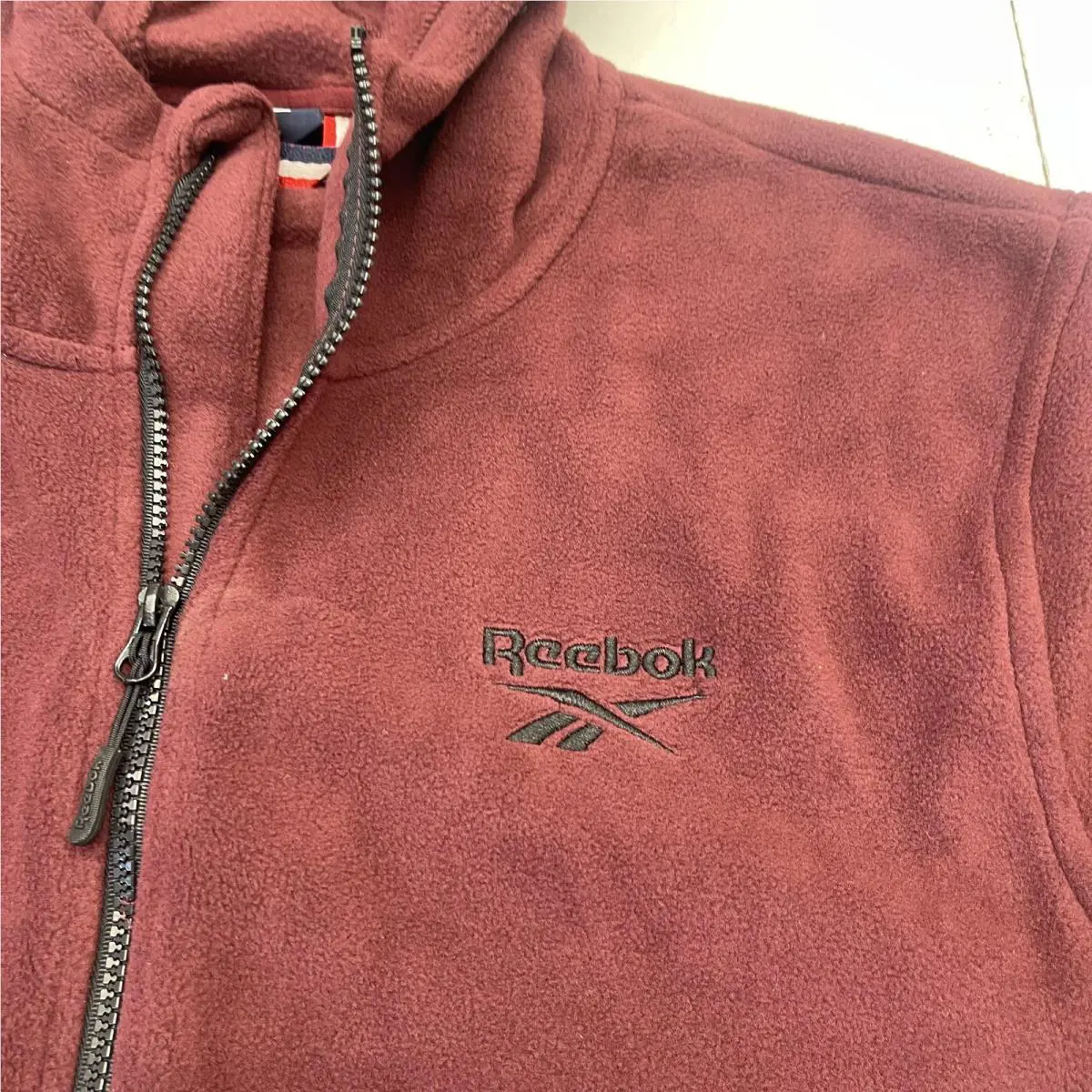 Reebok clothing - Red 2